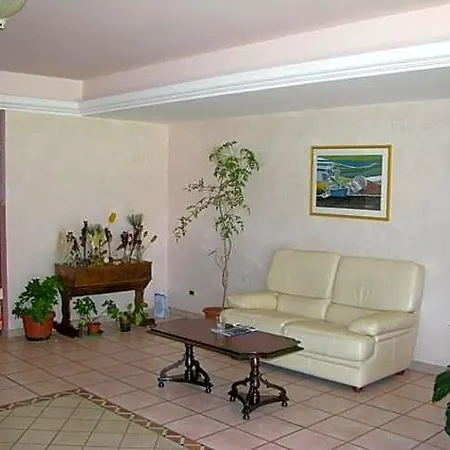 C0c00n Garden Hotel Pescasseroli