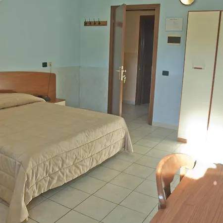 Hotel C0c00n Garden Pescasseroli