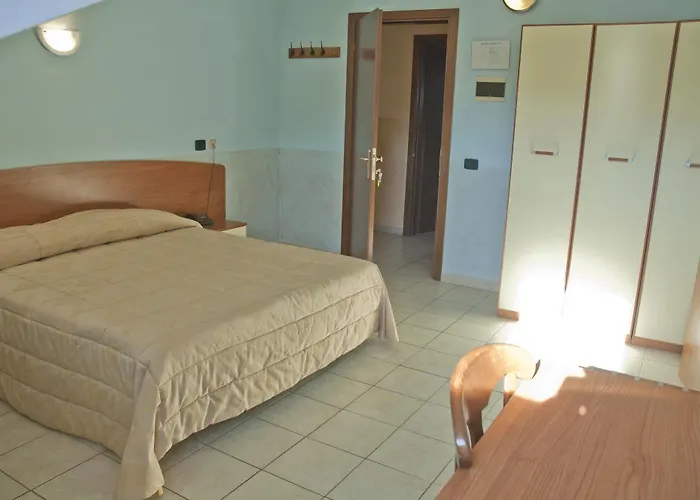 Ξενοδοχείο C0c00n Garden Pescasseroli